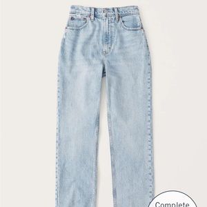 Curve Love 90s Ultra High
Rise Straight Jeans